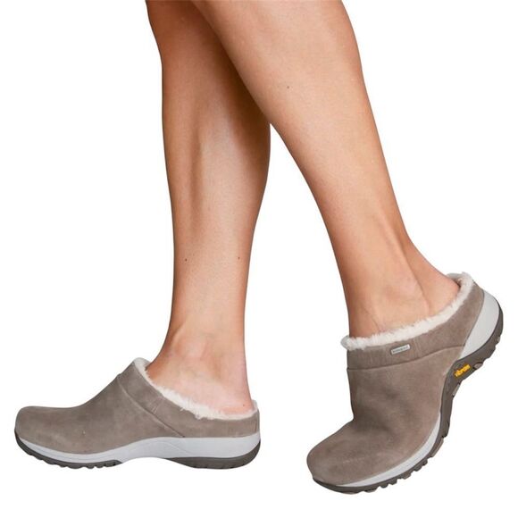 Dansko Women's Gray Suede Slip-On Clogs - 37 - Great Condition - Picture 1 of 11